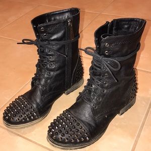 Breckelle’s black studded combat boots!